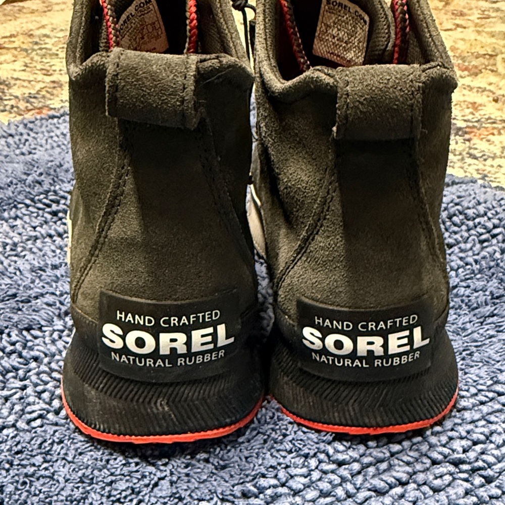 Sorel boots, size 5